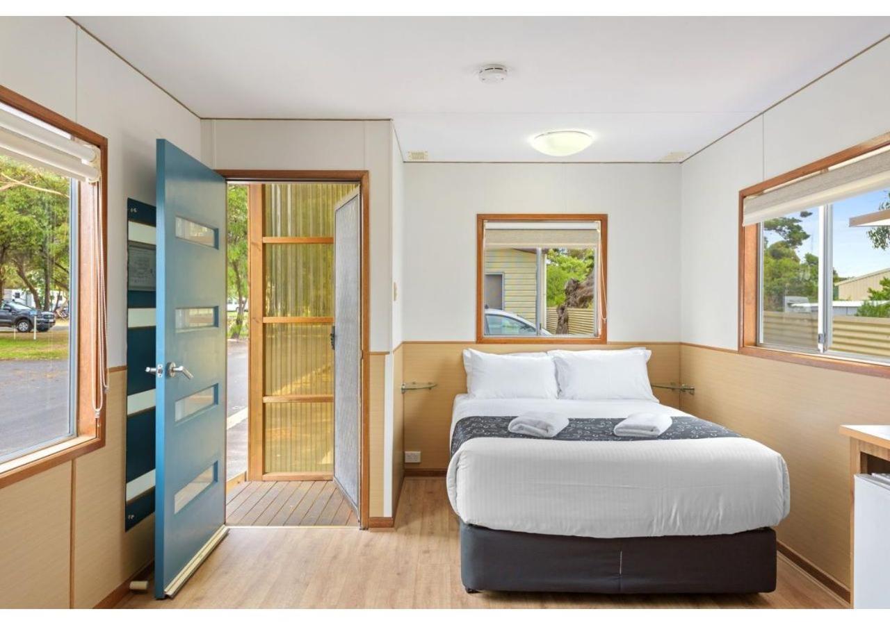 Discovery Parks - Robe Bilik gambar